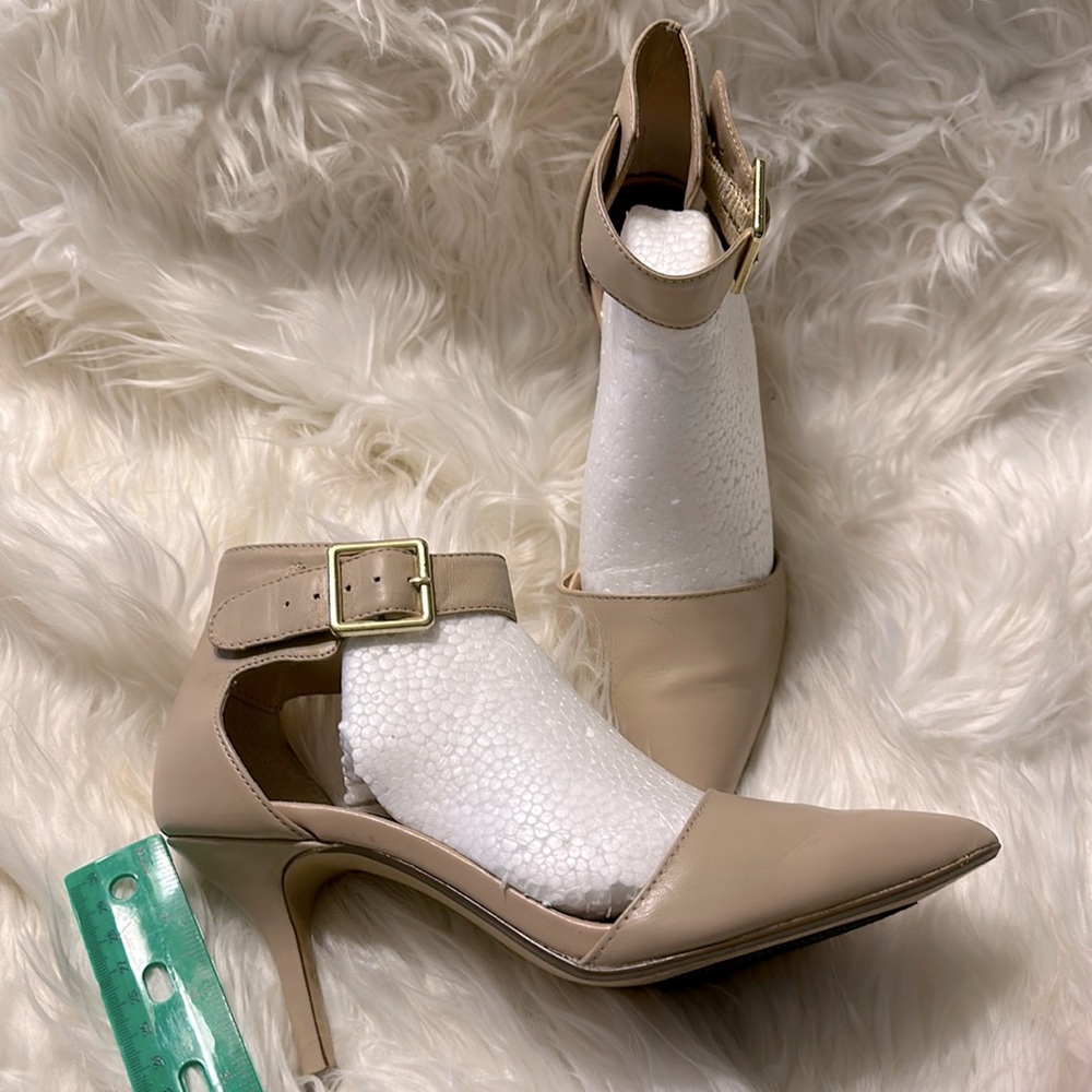 Steve Madden nude heels